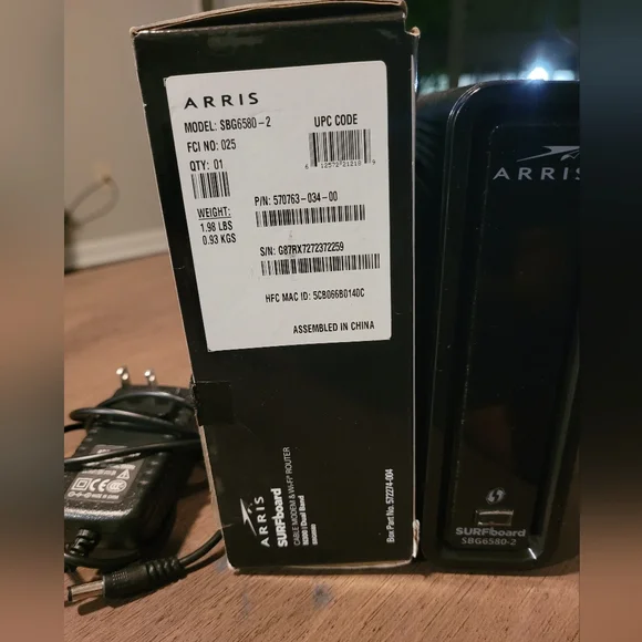 Arris Surfboard Modem plus Router - Picture 2 of 2